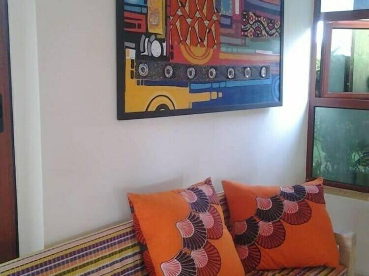 هتل Nyange Resort And Marina