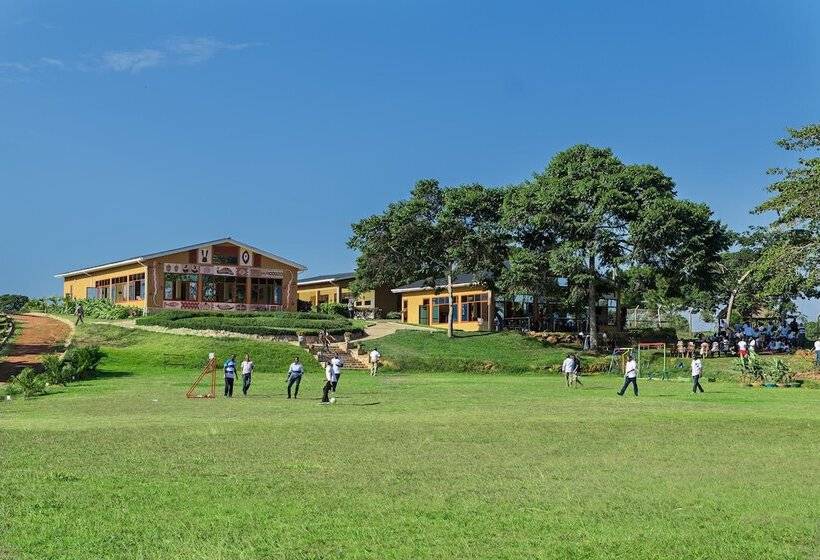 هتل Nyange Resort And Marina