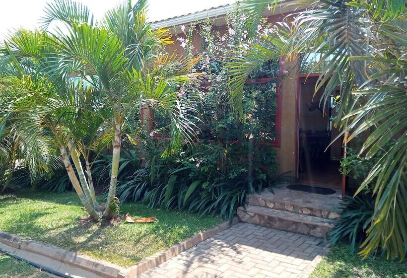 هتل Nyange Resort And Marina