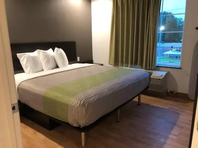 ホテル Studio 6 Lake Charles