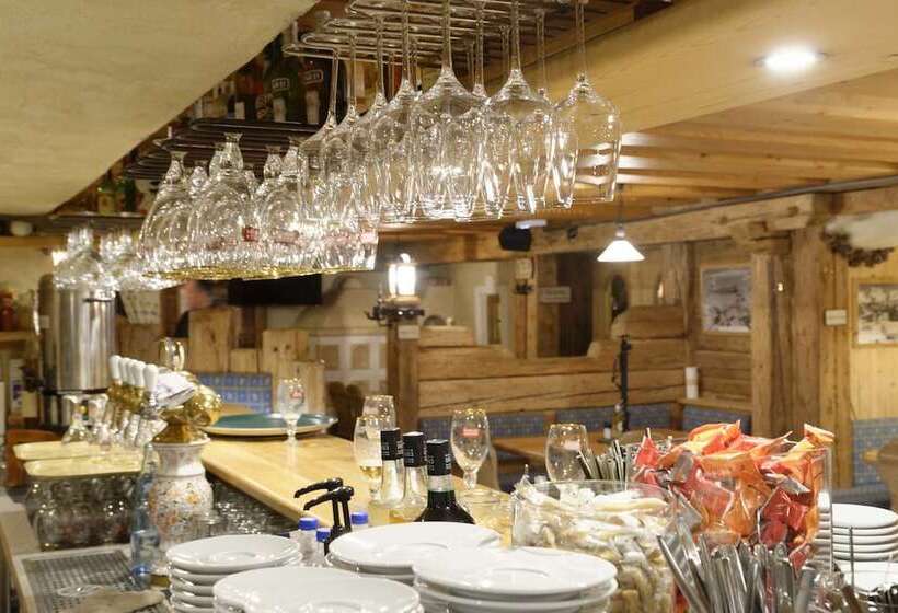 Hôtel Restaurant Le Pilatus