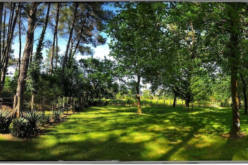 Пансион Au Clair Des Landes