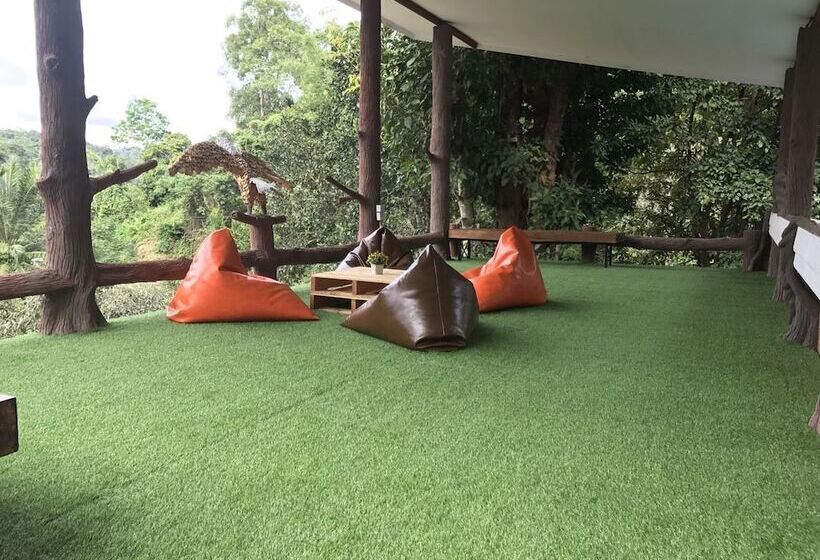 Rai Phusaitran   Hostel