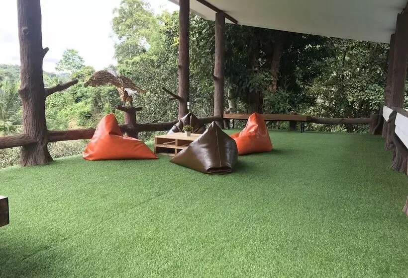 Rai Phusaitran   Hostel