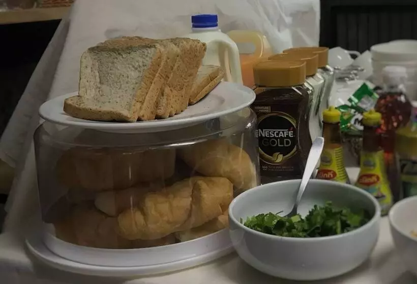 Rai Phusaitran   Hostel