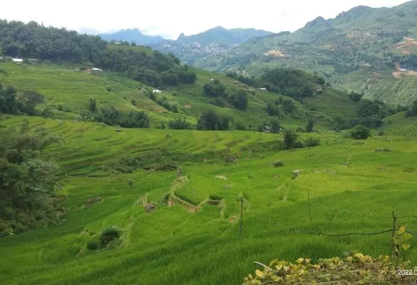 هاستل River Mountain View Homestay