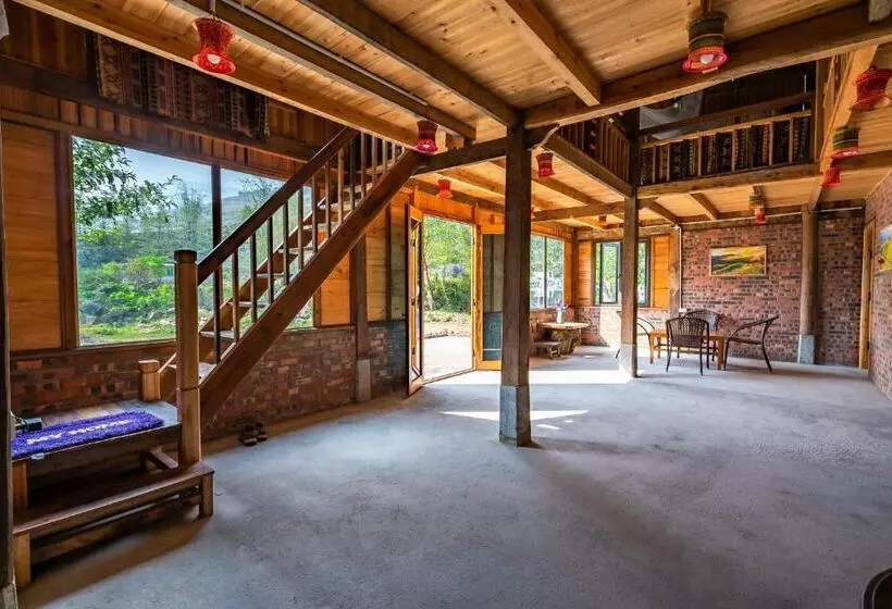 هاستل River Mountain View Homestay