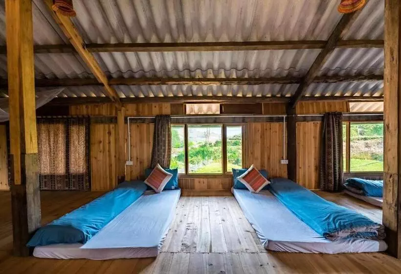 هاستل River Mountain View Homestay