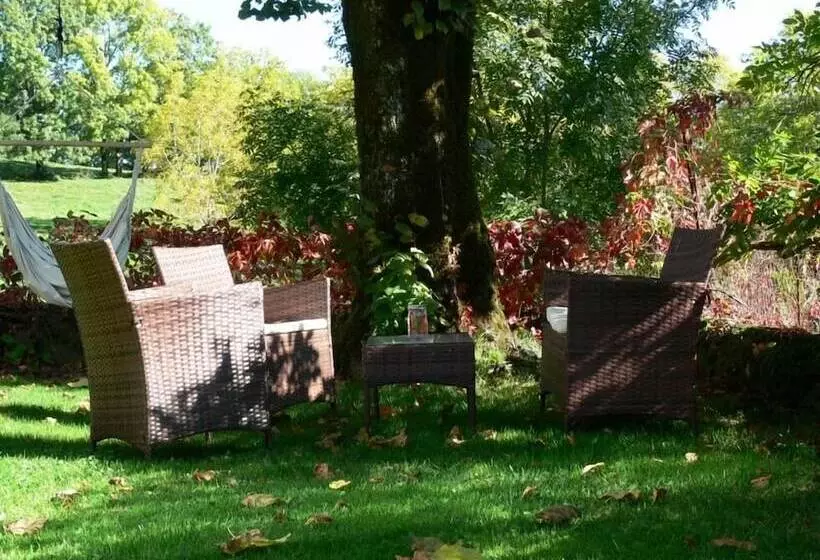 ベッドアンドブレックファースト Chambres & Table D Hotes De Massigoux