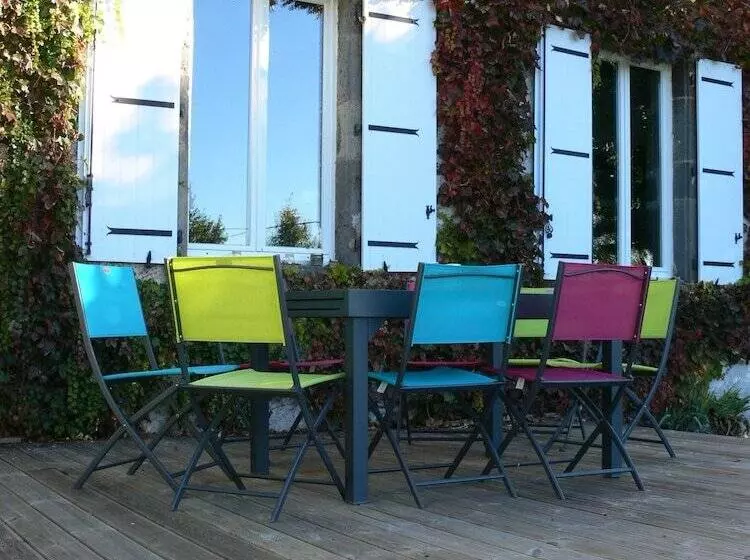 ベッドアンドブレックファースト Chambres & Table D Hotes De Massigoux