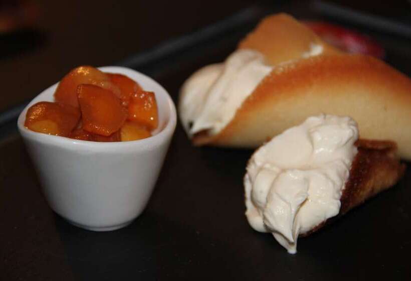 Bed and Breakfast Chambres & Table D Hotes De Massigoux