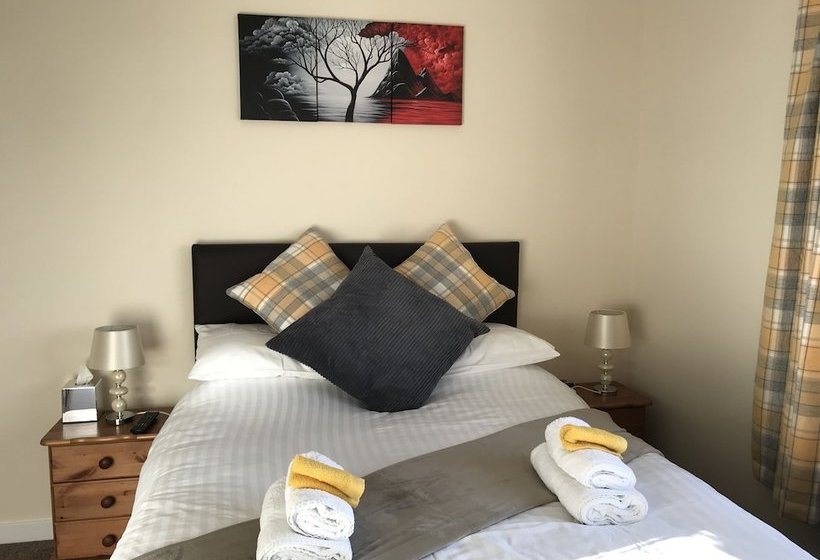 Bed and Breakfast Corran House