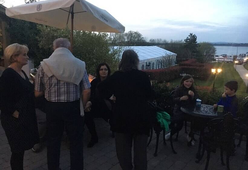 Bed and Breakfast Knockninny Country House & Marina