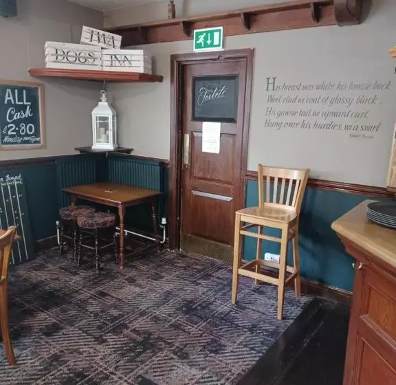 ベッドアンドブレックファースト Twa Dogs Inn