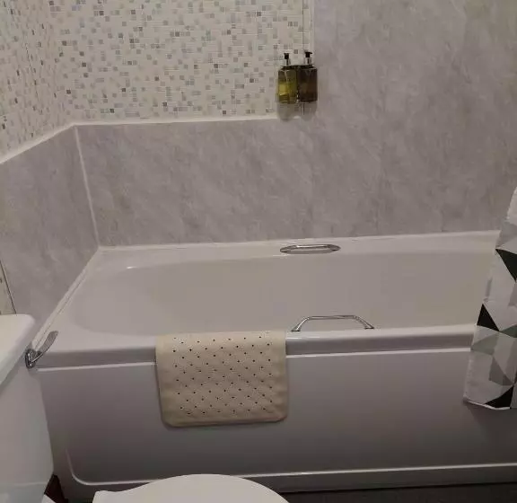 ベッドアンドブレックファースト Twa Dogs Inn