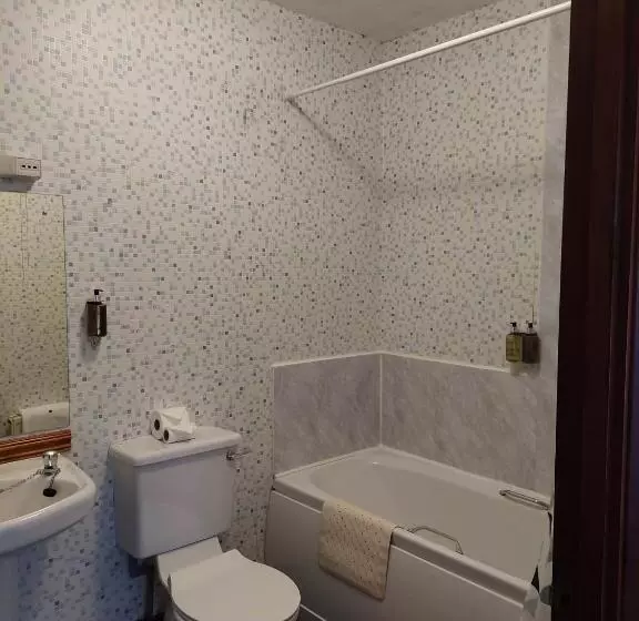 ベッドアンドブレックファースト Twa Dogs Inn