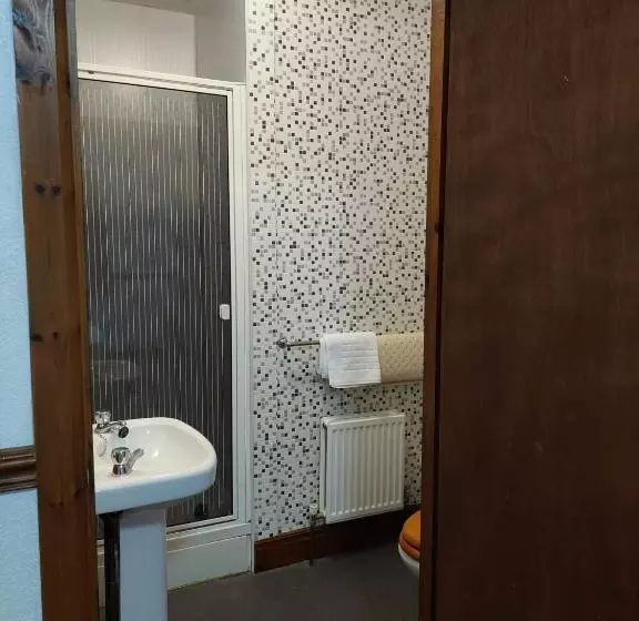 ベッドアンドブレックファースト Twa Dogs Inn