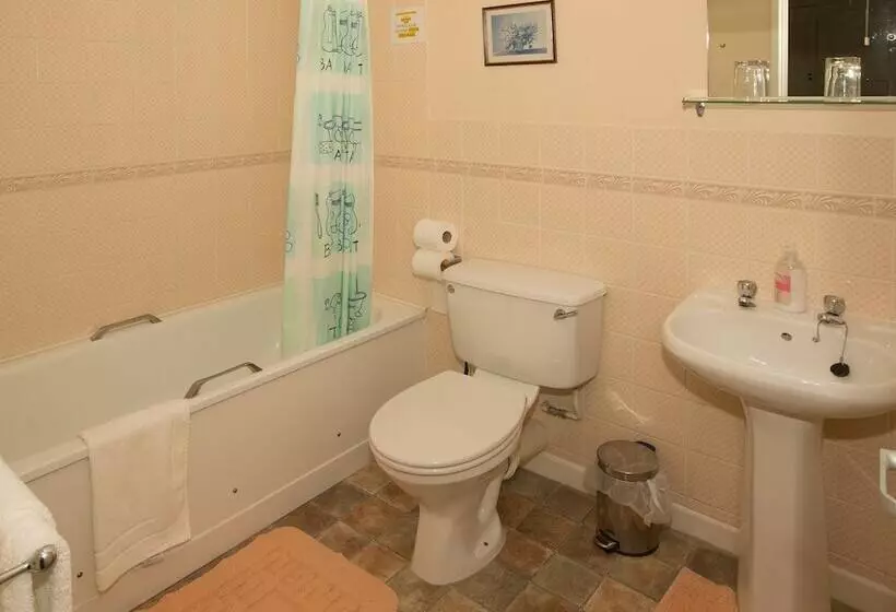 Eypeleaze B & B