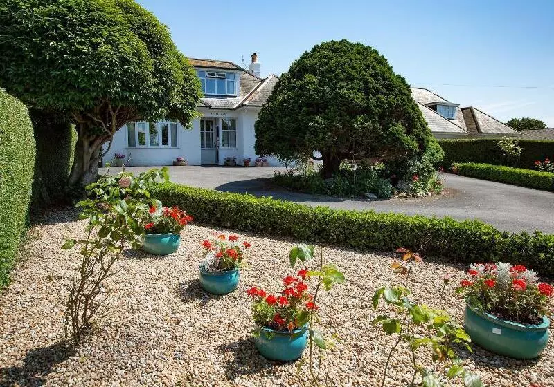 Eypeleaze B & B