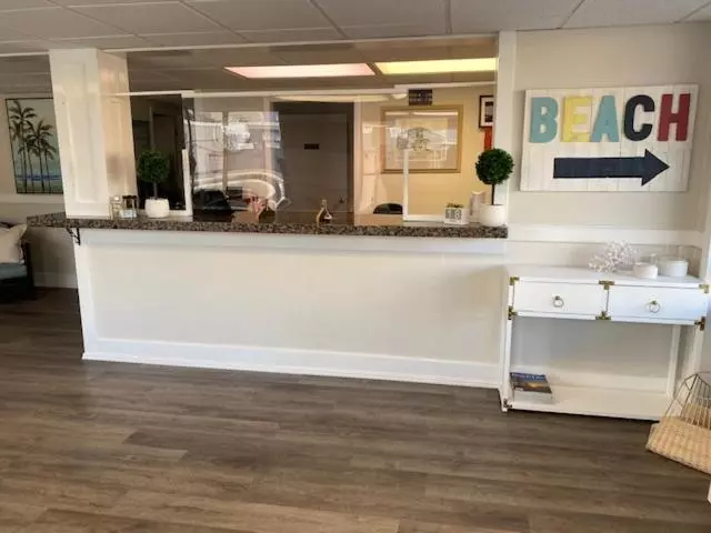 Fenwick Islander Motel