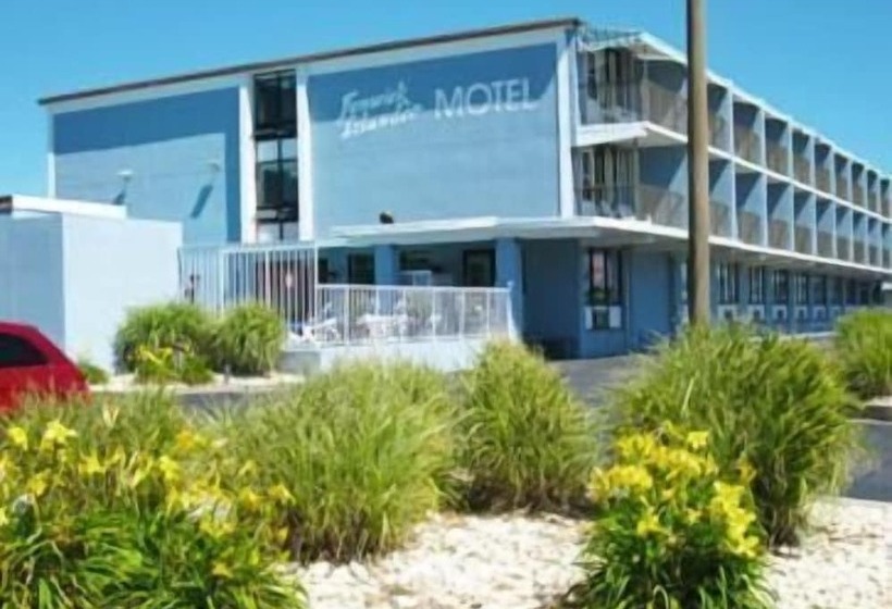 Fenwick Islander Motel