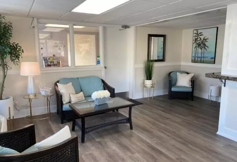 Fenwick Islander Motel