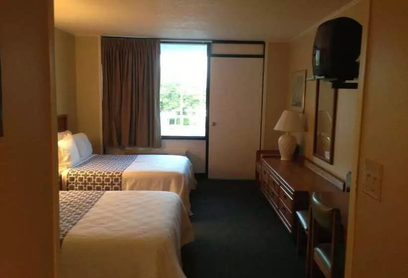 Fenwick Islander Motel