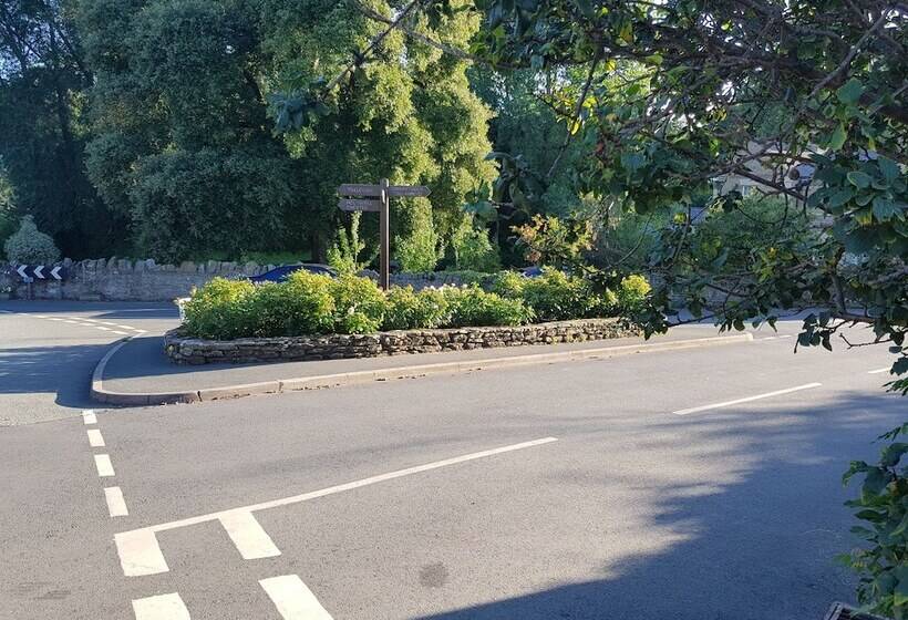 Хостел The Red Lion At Llanasa