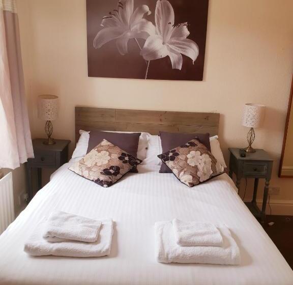 簡易ホテル The Red Lion