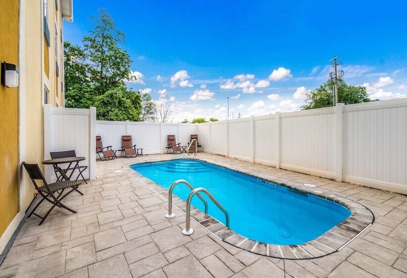 酒店 Comfort Inn & Suites Harrisburg Hershey West