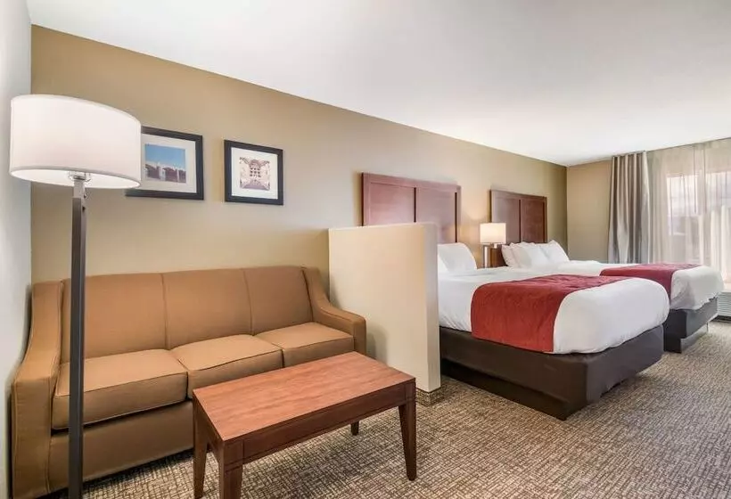 ホテル Comfort Inn & Suites Harrisburg  Hershey West