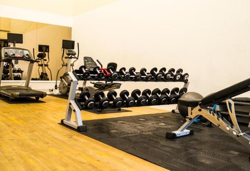 فندق Kilconquhar Castle Estate