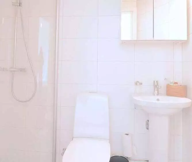 Hotelli Lysekil City Rooms And Apartments