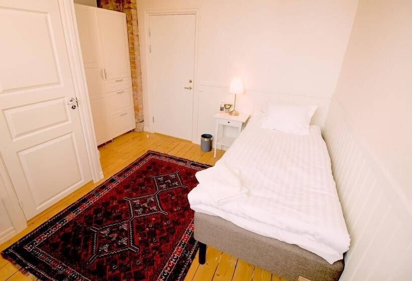 호텔 Lysekil City Rooms And Apartments