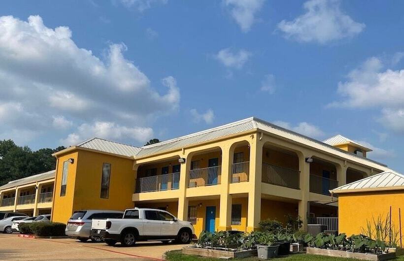 مُتل Majestic Inn