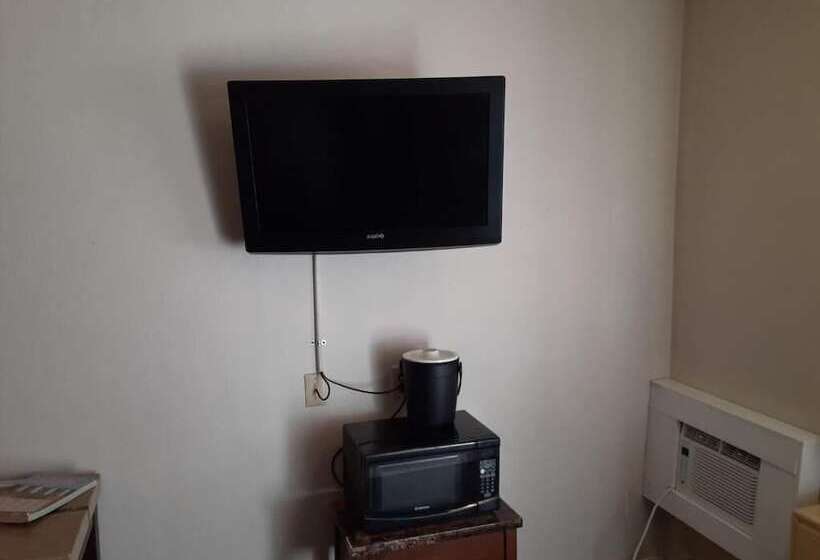 فندق على الطريق Two Rivers Inn West