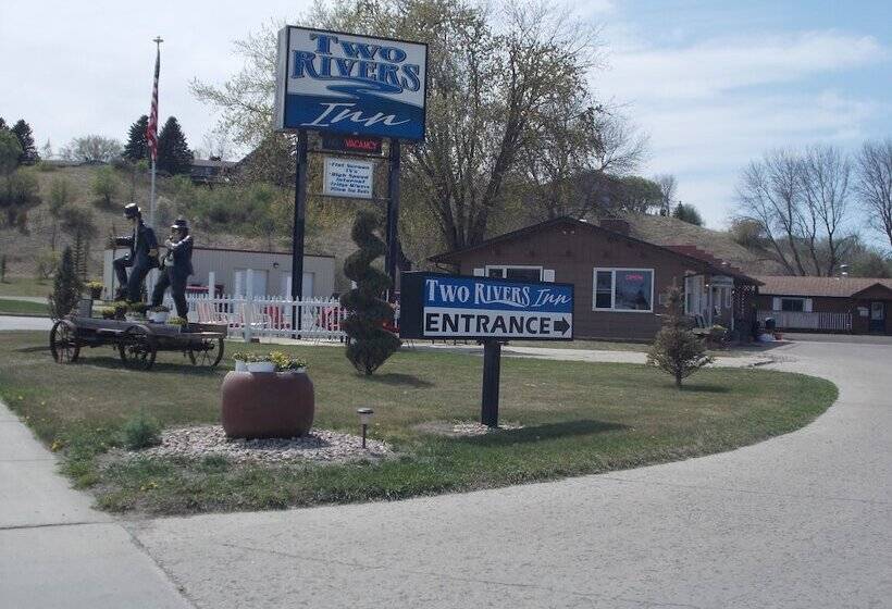 فندق على الطريق Two Rivers Inn West