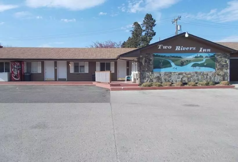 Motelli Two Rivers Inn West