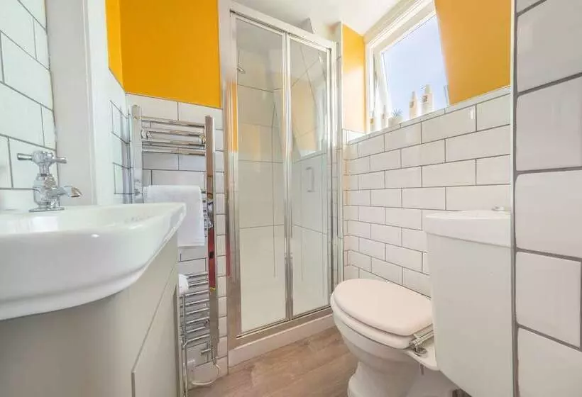 ペンション Goodwin House