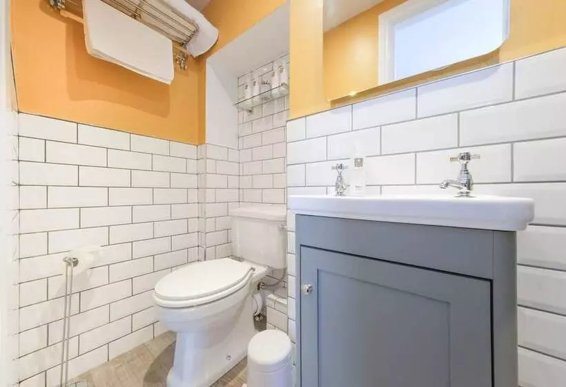 ペンション Goodwin House