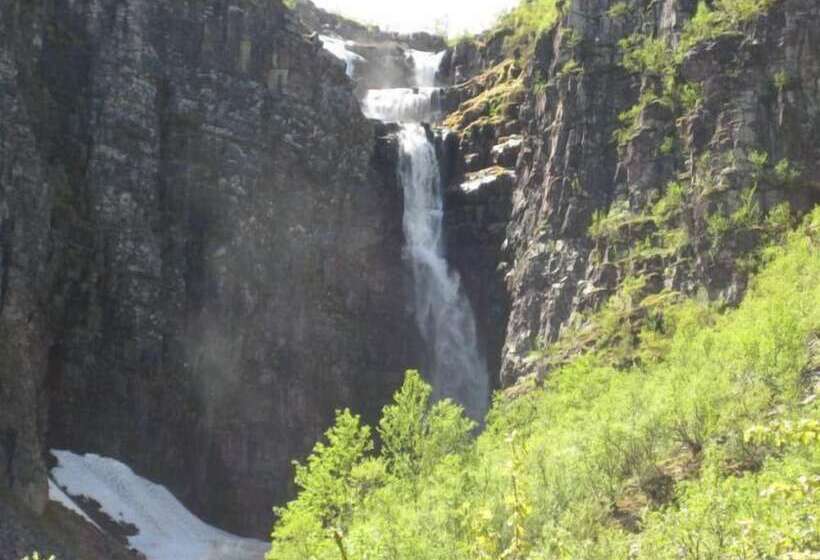 Sälens Vandrarhem I Gräsheden