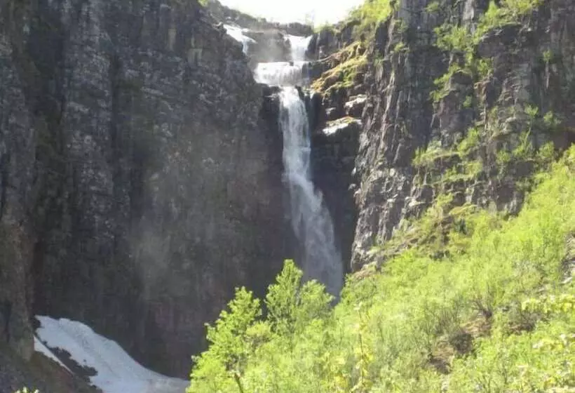Sälens Vandrarhem I Gräsheden