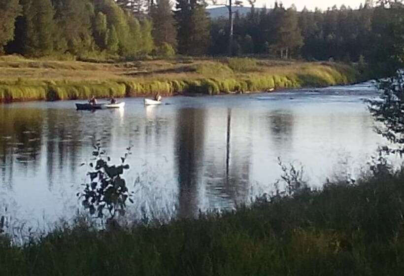 Sälens Vandrarhem I Gräsheden