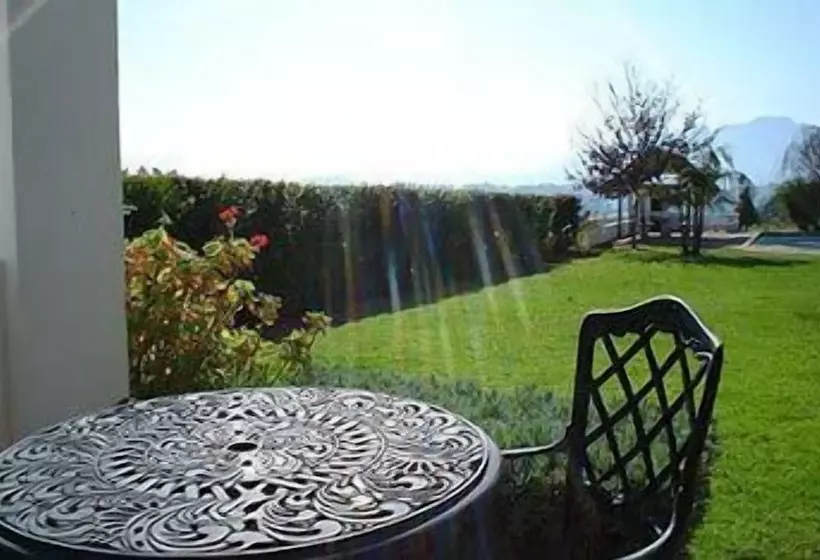 酒店 Bellevue Manor Guest House & Wellness Spa Retreat