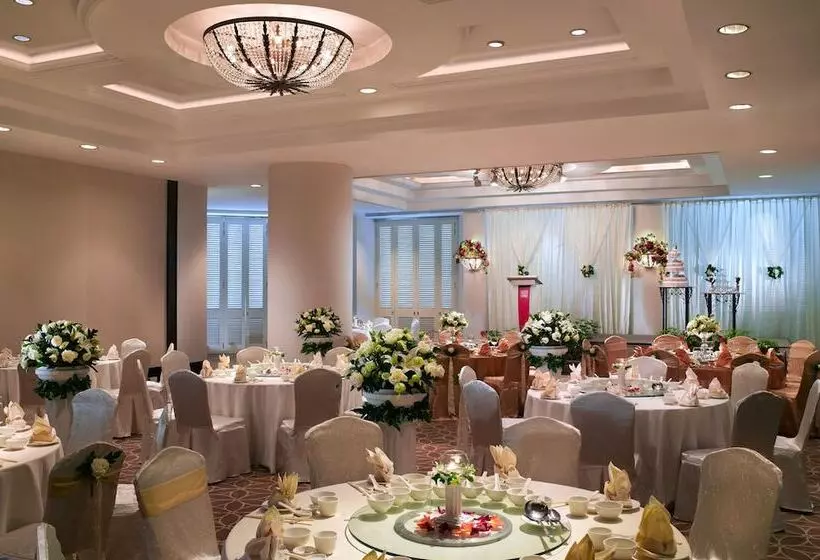 Rendezvous Hotel Singapore By Far East Hospitality