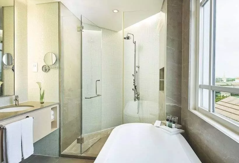 Rendezvous Hotel Singapore By Far East Hospitality