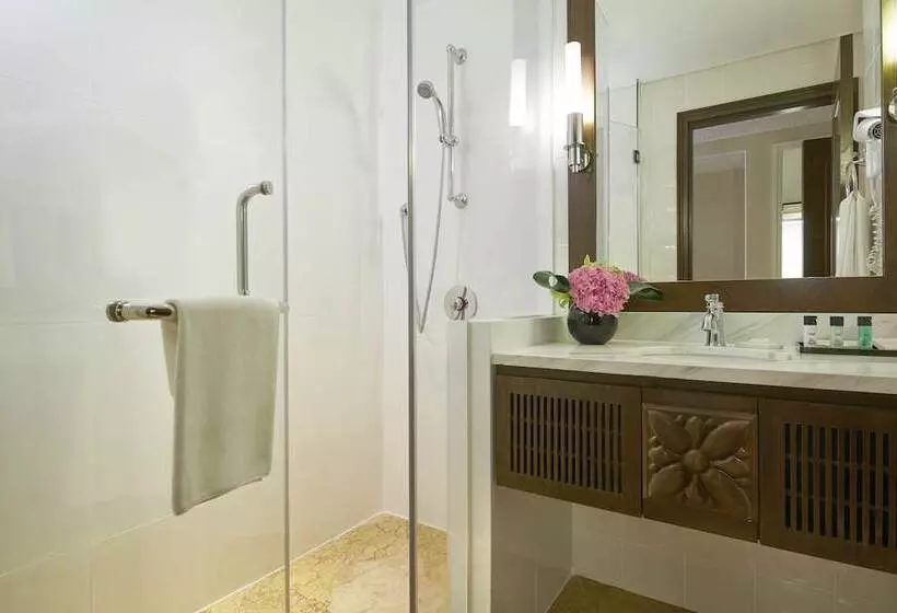 Rendezvous Hotel Singapore By Far East Hospitality