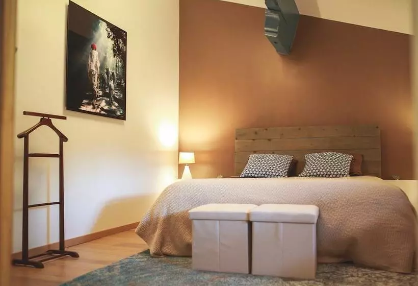 تختخواب و صبحانه Chambres D Hôtes Domaine Les Fontenelles