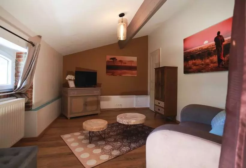 تختخواب و صبحانه Chambres D Hôtes Domaine Les Fontenelles