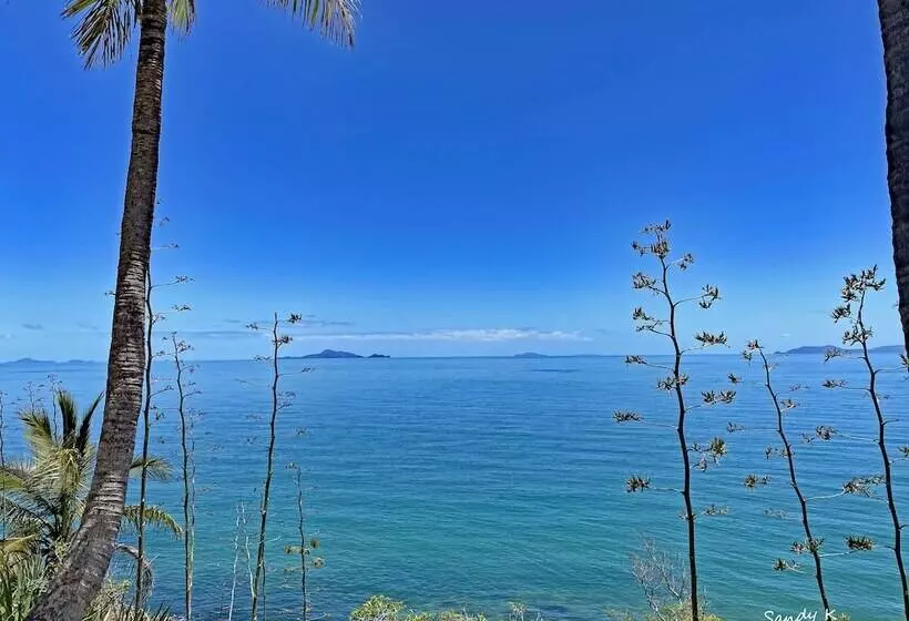 Hotelli Big4 Mackay Blacks Beach Holiday Park